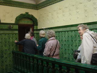 Stairwell ( First class entrance )