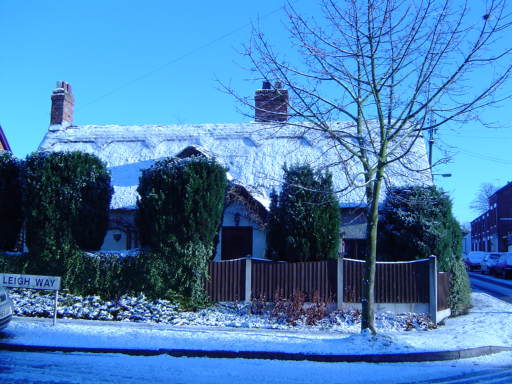 Image 2 Raintub cottage